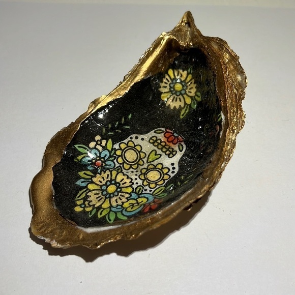 Handmade Oyster Art Shell Trinket Vanity Ring Dish sugar skull - Picture 3 of 5